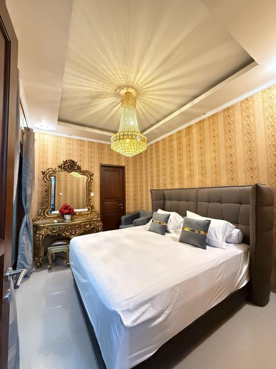Veeka Nusa Dua (Bali)
